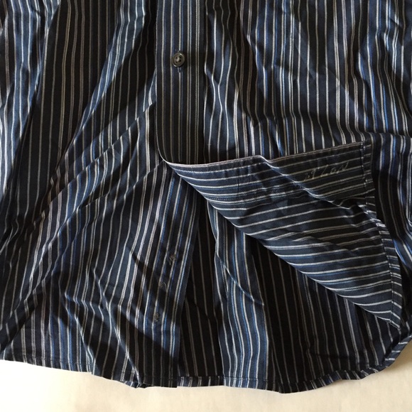 Almost new Express Design Studio dress shirt - Picture 3 of 5